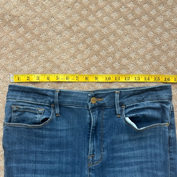 Frame Le Mini Boot Jeans in Poe size 31 - Picture 7 of 8
